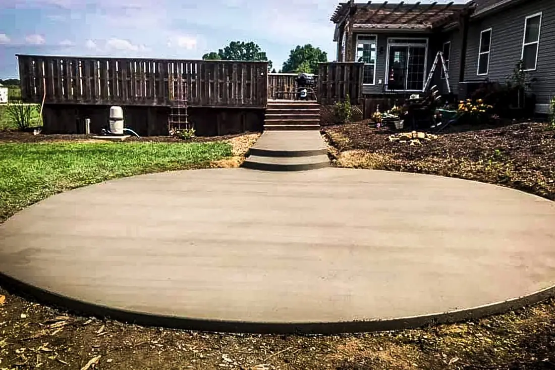 Concrete patio with stamped finish built by RL Concrete in San Antonio